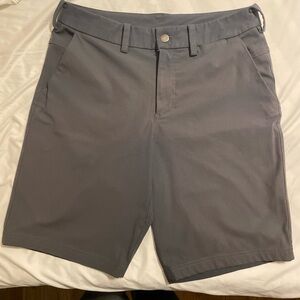 Lululemon Men's Performance Flat-Front Golf Shorts - Gray